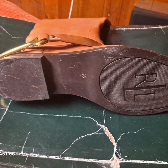 Boots - Picture 3 of 4